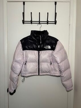 The North Face Cropped Puffer Jacket in Light Pink and Black